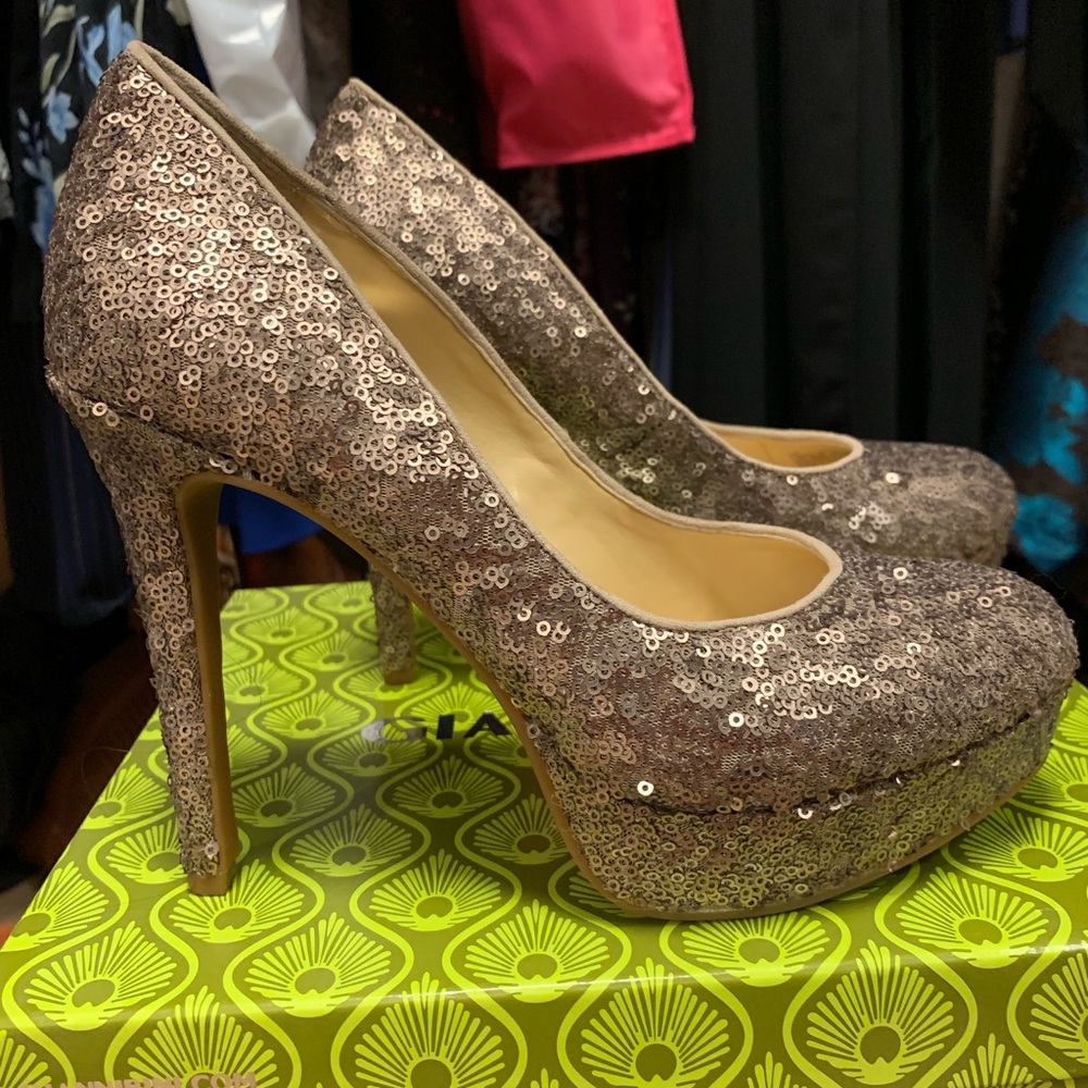 Gold sequin platform pumps